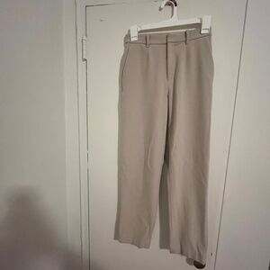 Uniqlo Woman pants in cream, size: XS
